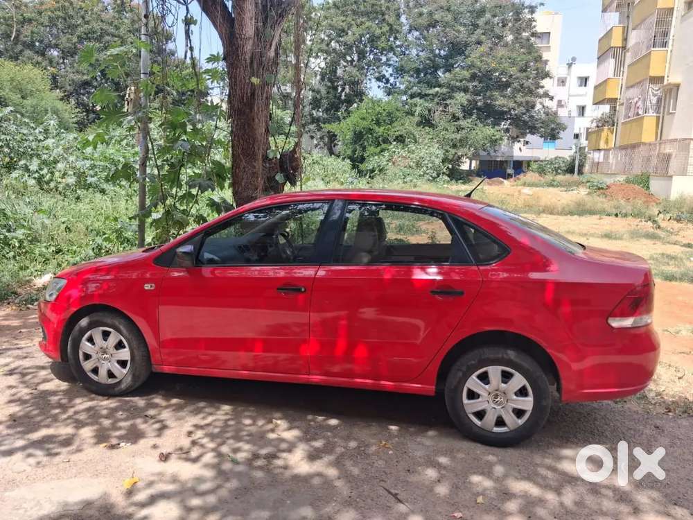 Volkswagen Vento 2011 Highline Petrol Manual