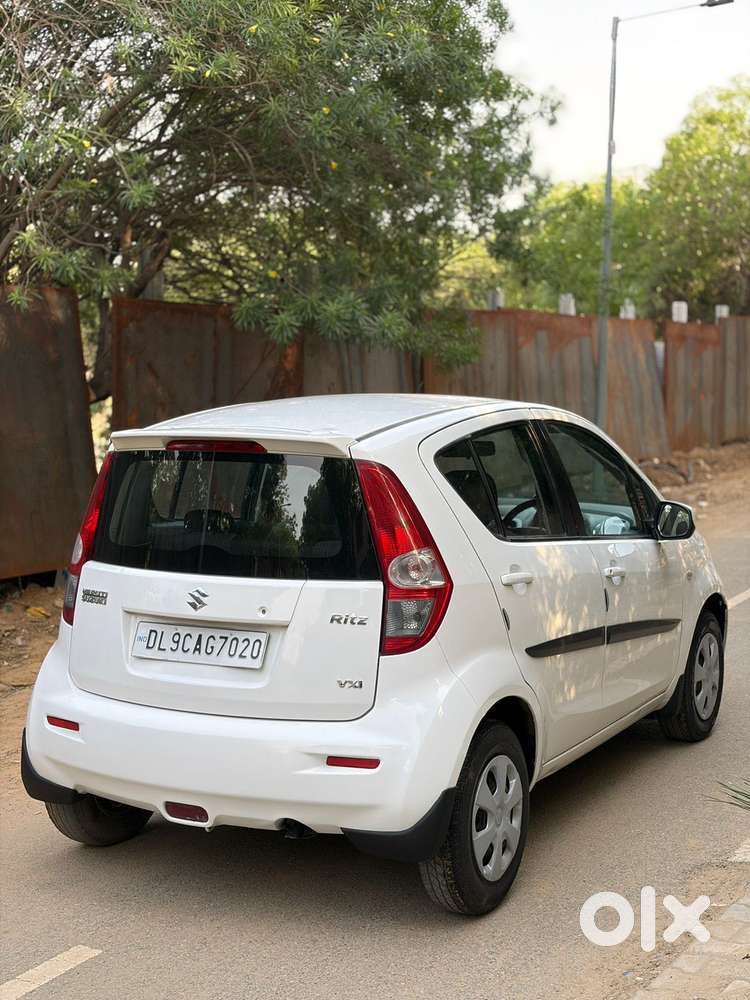 Maruti Suzuki Ritz Vxi, 2013, Petrol