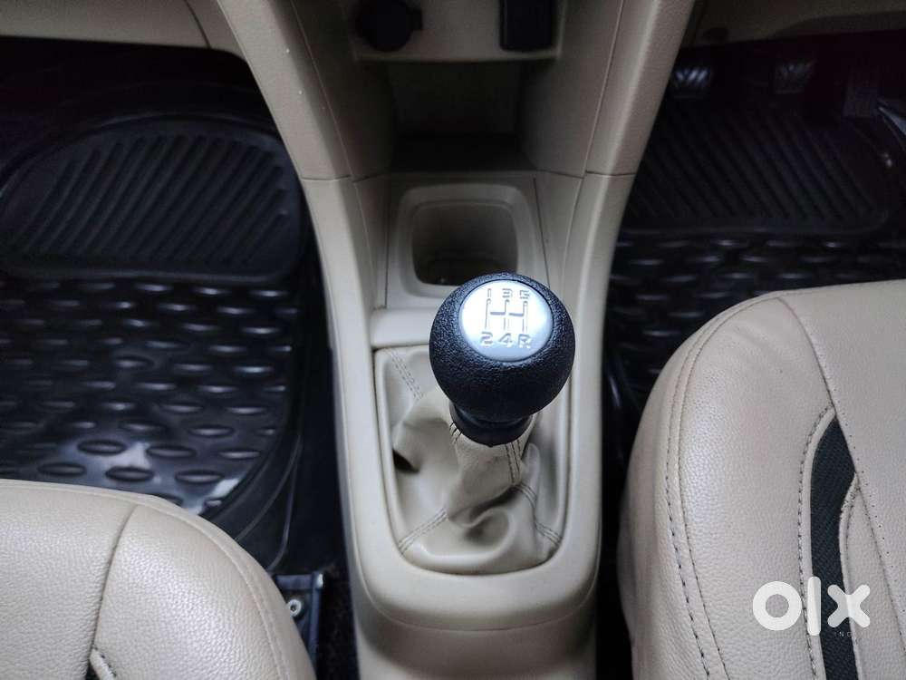 Maruti Suzuki Swift Dzire 2012-2015 Vdi, 2015, Diesel