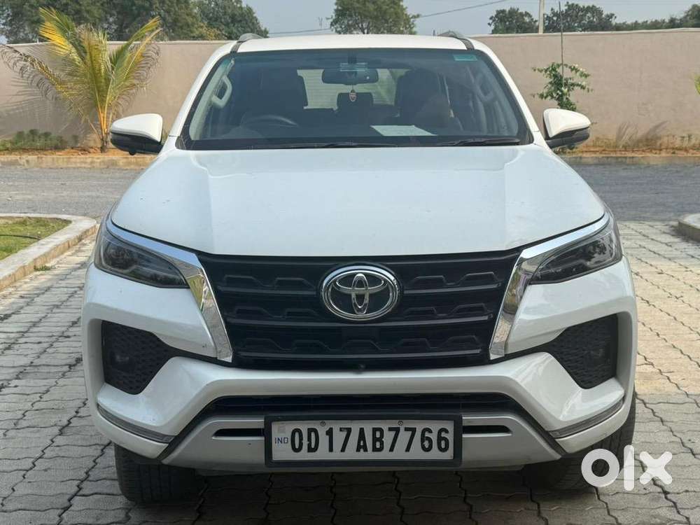 Toyota Fortuner 2024 Diesel 28000 Km Driven