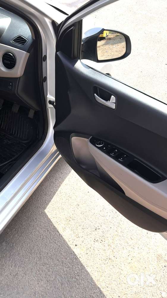 Hyundai Grand I10 Sportz 1.2 Kappa Vtvt, 2014, Petrol