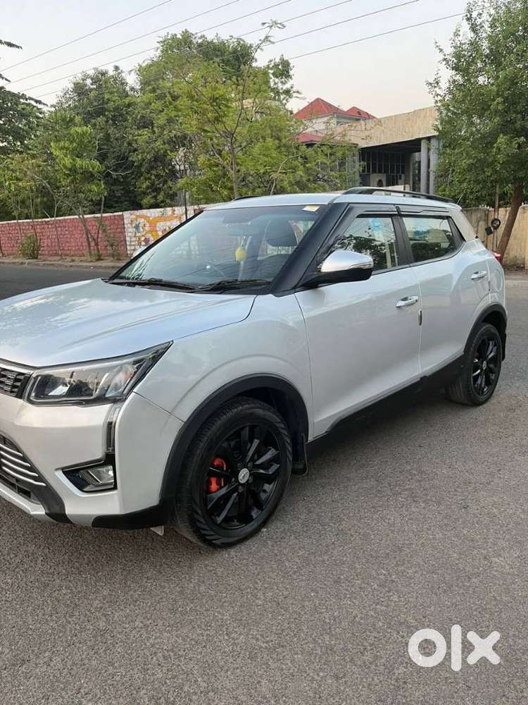 Mahindra Xuv300 W8, 2021, Petrol