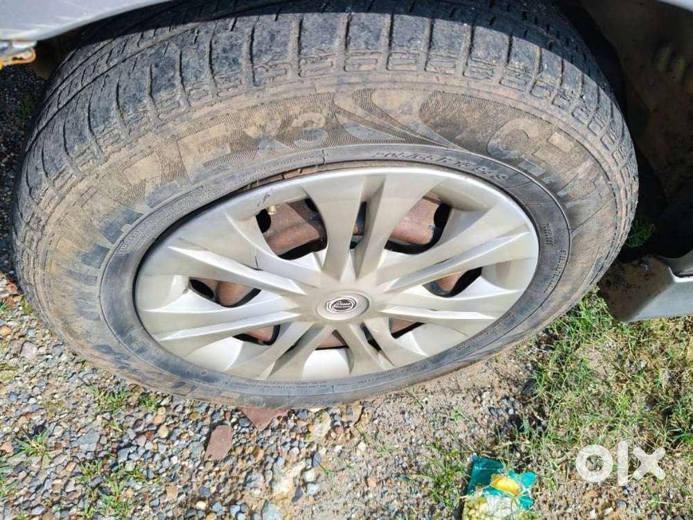 Toyota Innova 2.5 E 8 Str, 2015, Diesel
