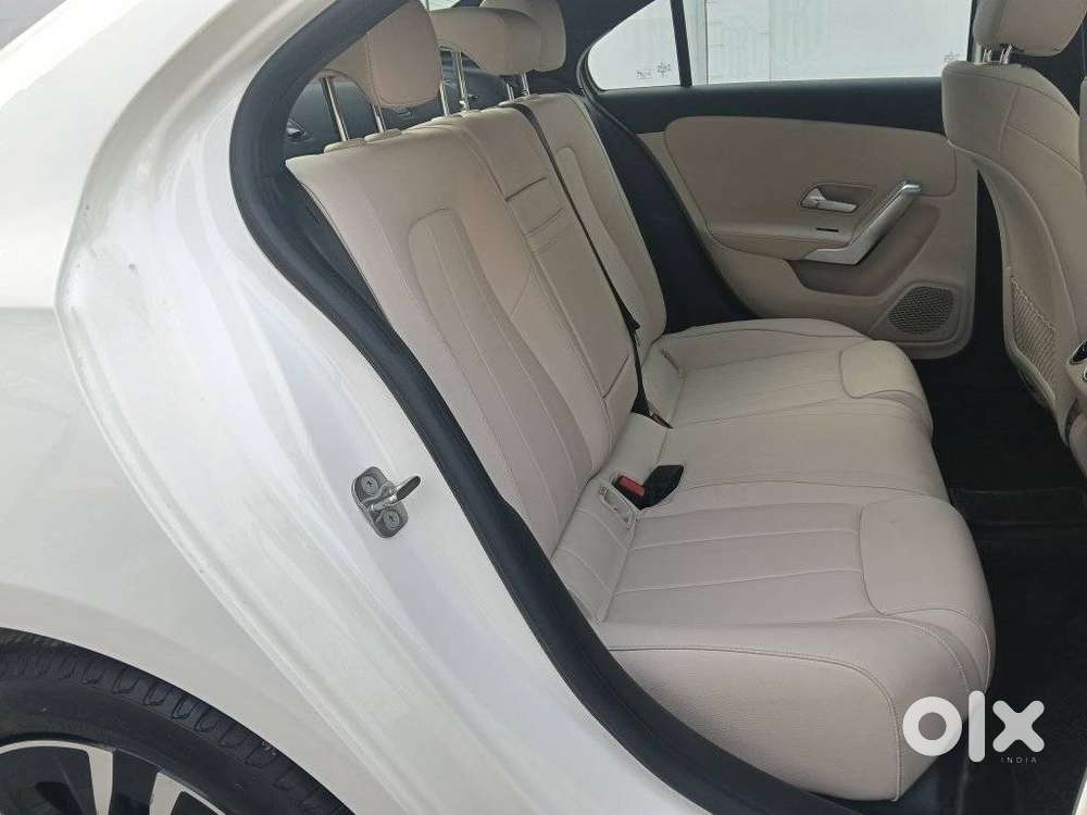 Mercedes-benz A-class Limousine 200, 2023, Petrol