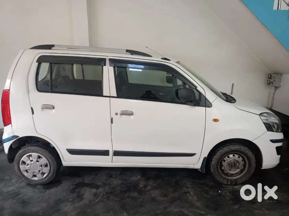 Maruti Suzuki Brezza 2016 Lxi Cng