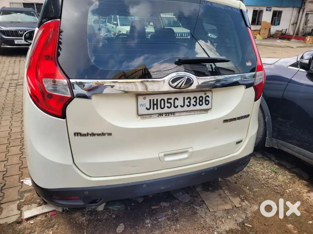 Mahindra Marazzo Diesel 2019