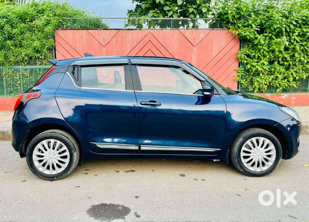 Maruti Suzuki Swift Vxi Abs Bsiv, 2020, Petrol
