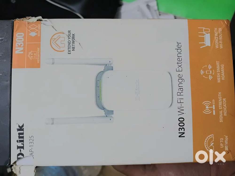 D-Link N300 Wi-Fi Range Extender (DAP-1325) with Original Box
