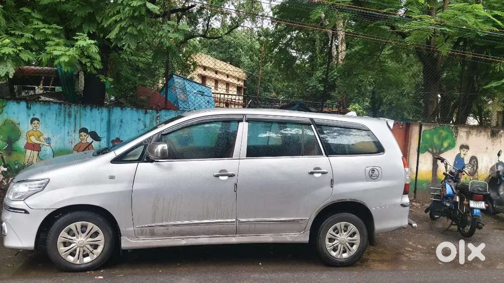 Toyota Innova Diesel 2011