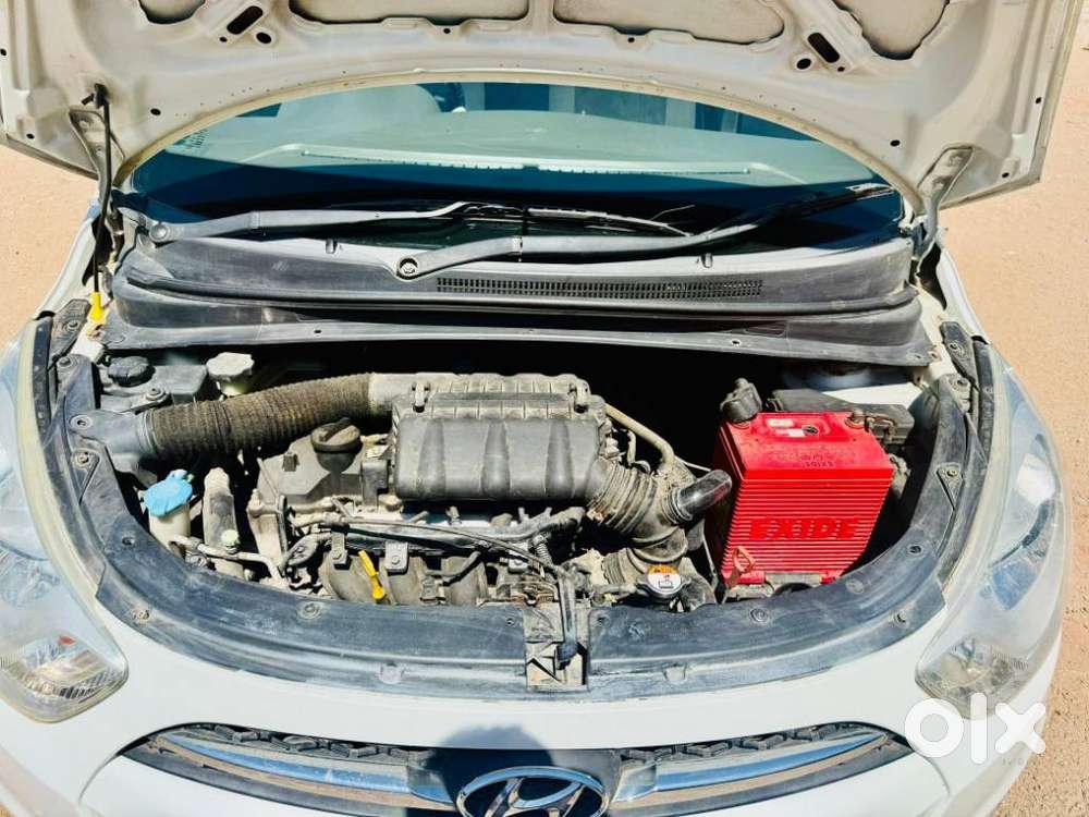 Hyundai I10 Sportz 1.2 Automatic Kappa2, 2013, Petrol