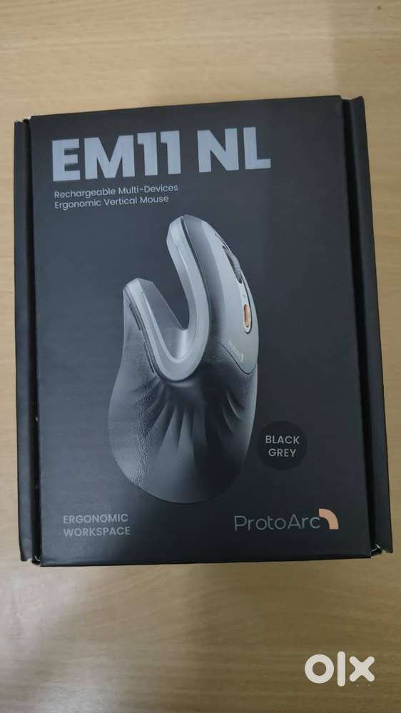 ProtoArc EM11 NL Ergonomic Vertical Mouse