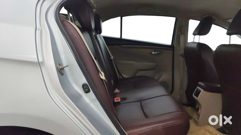 Maruti Suzuki Ciaz 1.5 Alpha Shvs Petrol, 2022, Petrol