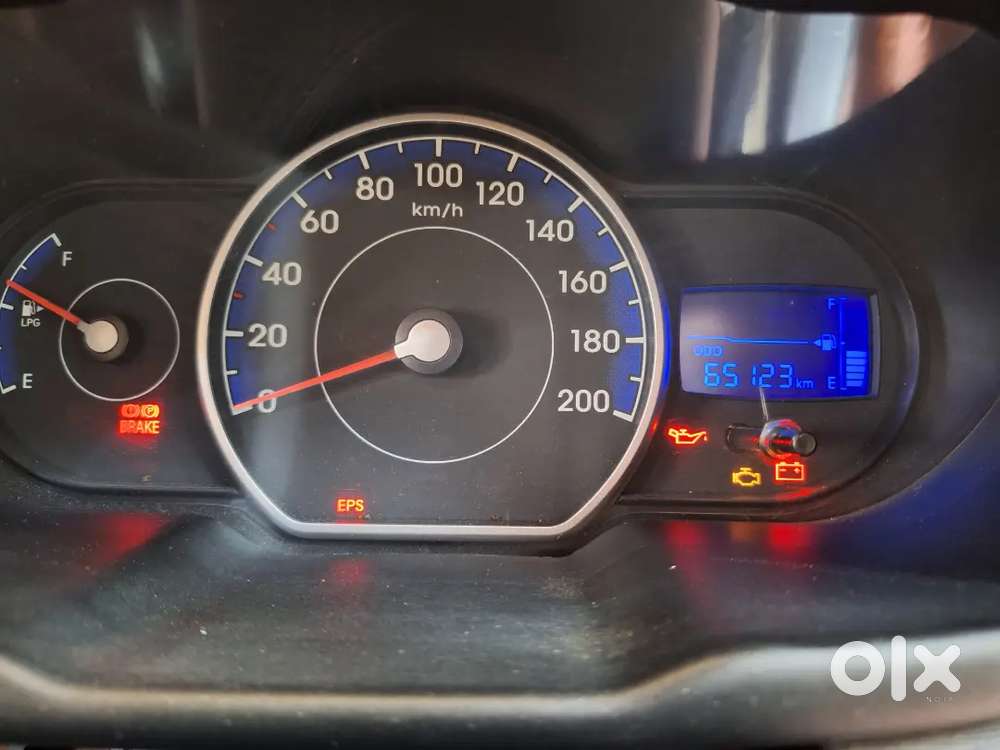 Hyundai I10 Magna 1.1 Petrol & Lpg Is A 5-seater Car