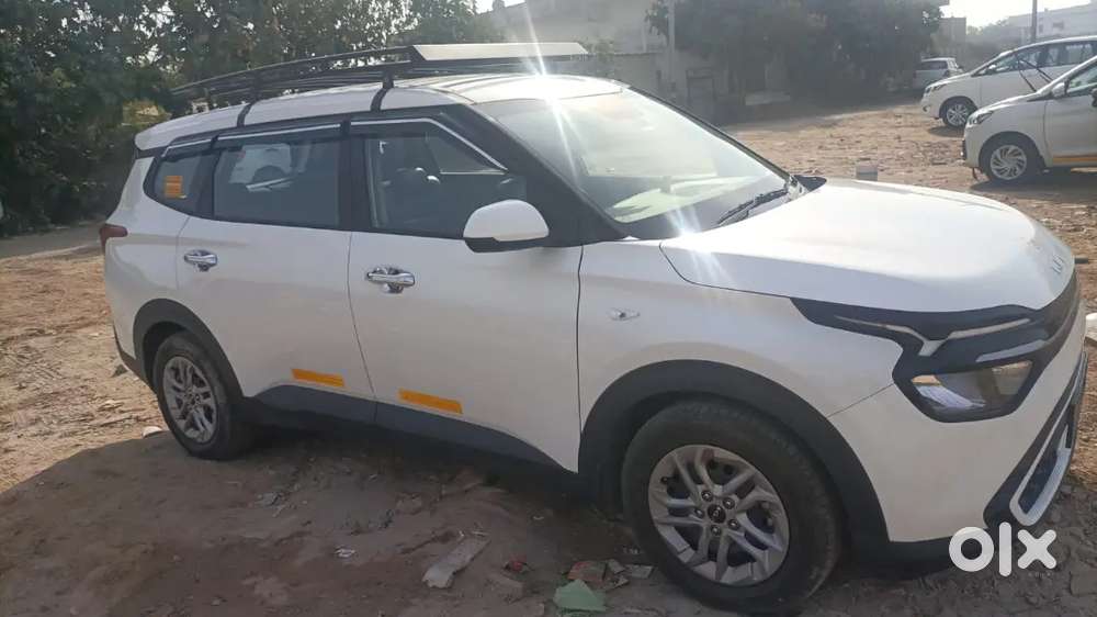 Kia Carens 2023 Diesel 130000 Km Driven