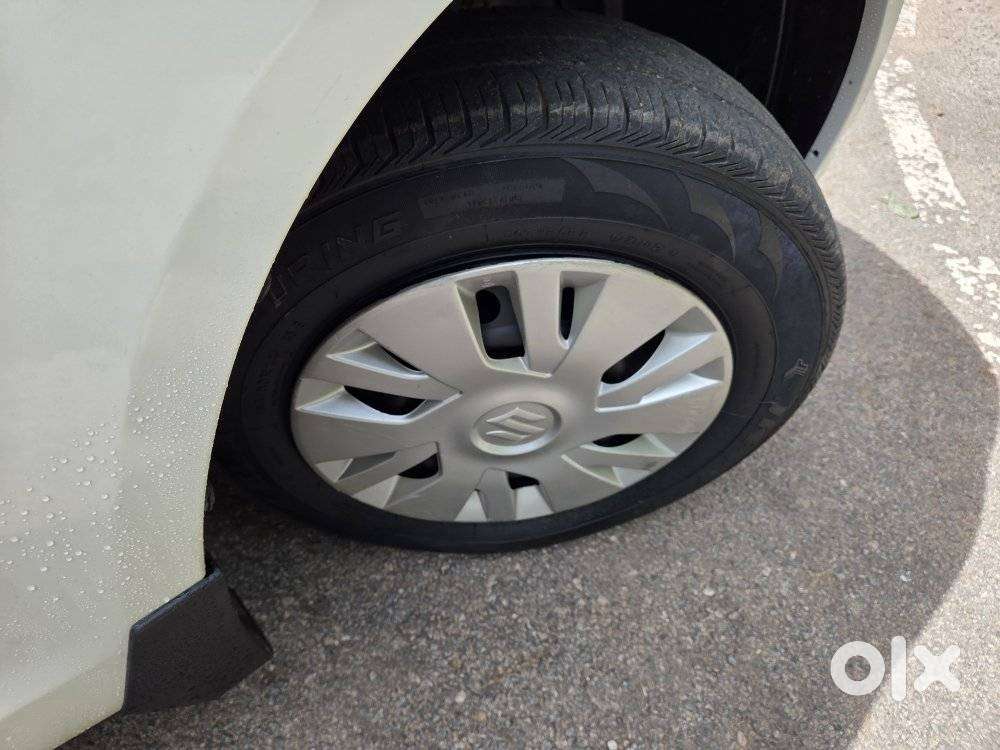 Maruti Suzuki Swift Vxi + Manual, 2014, Petrol