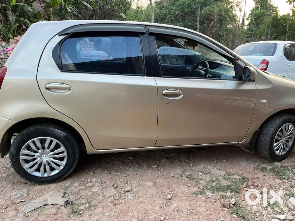 Power Window Power Steering Ac Music System Leather Sit Abs R