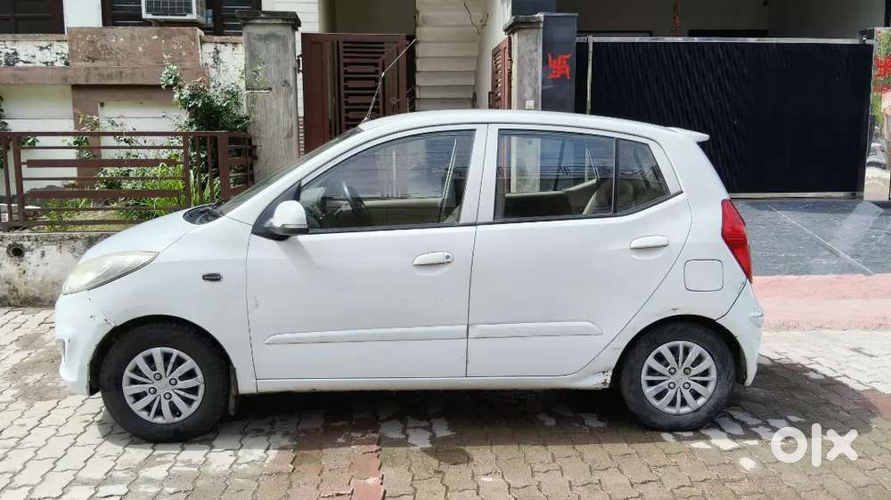 Hyundai I10 2013 Cng & Hybrids Good Condition