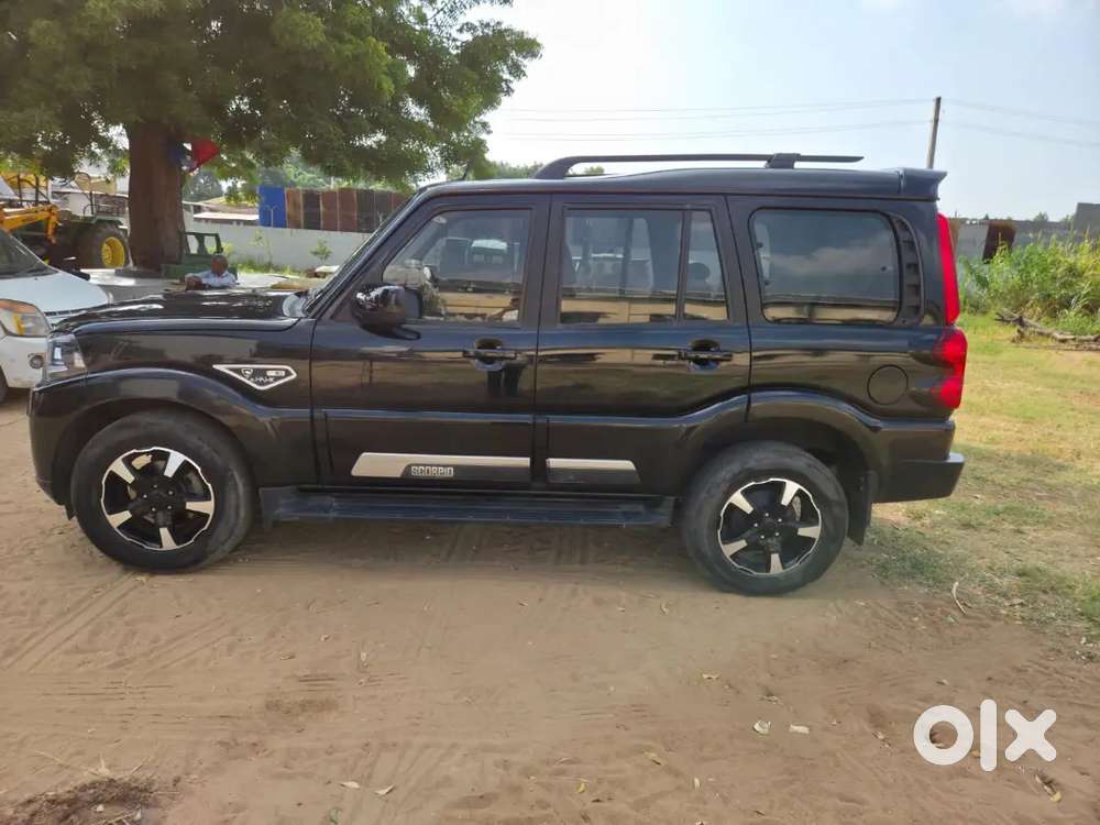 Mahindra Scorpio Classic 2.2 11/ 2023