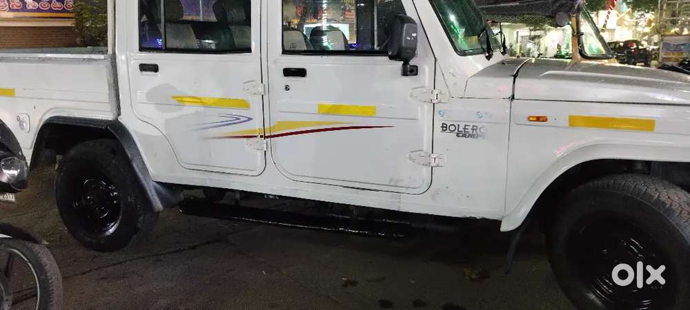 Mahindra Bolero Pik-up 2015 Diesel 220000 Km Driven