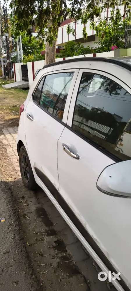 I10 2015 In Good Condition