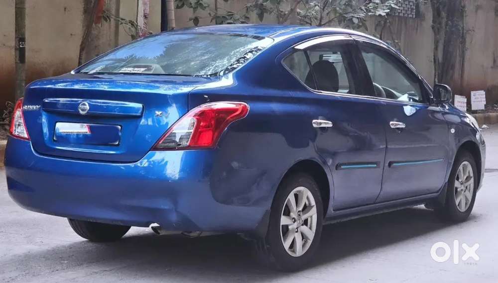 Nissan Sunny 2012 Petrol 90000 Km Driven