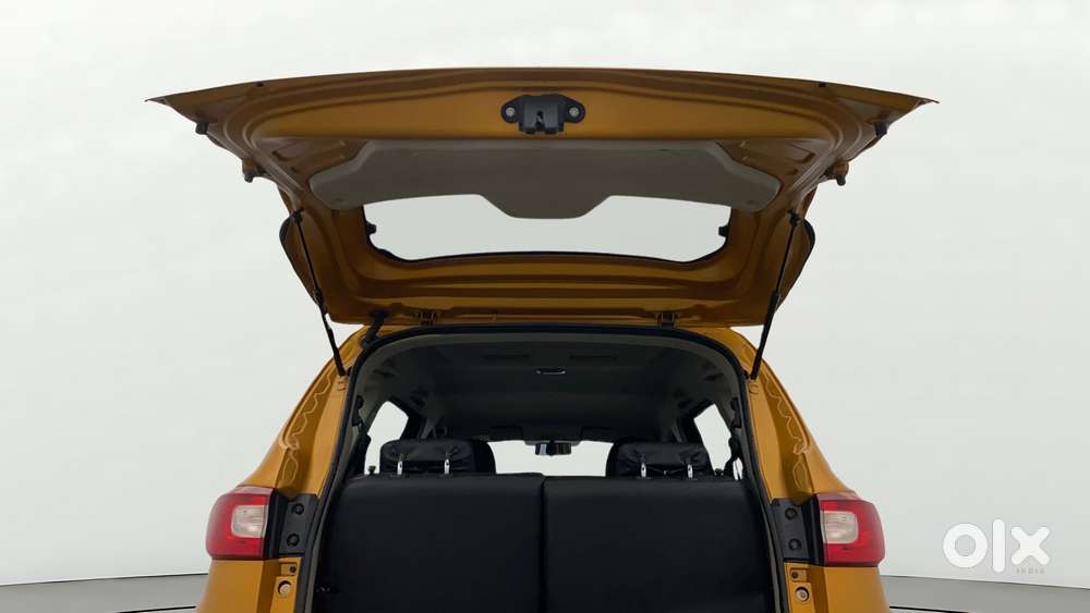 Renault Triber Rxz, 2019, Petrol