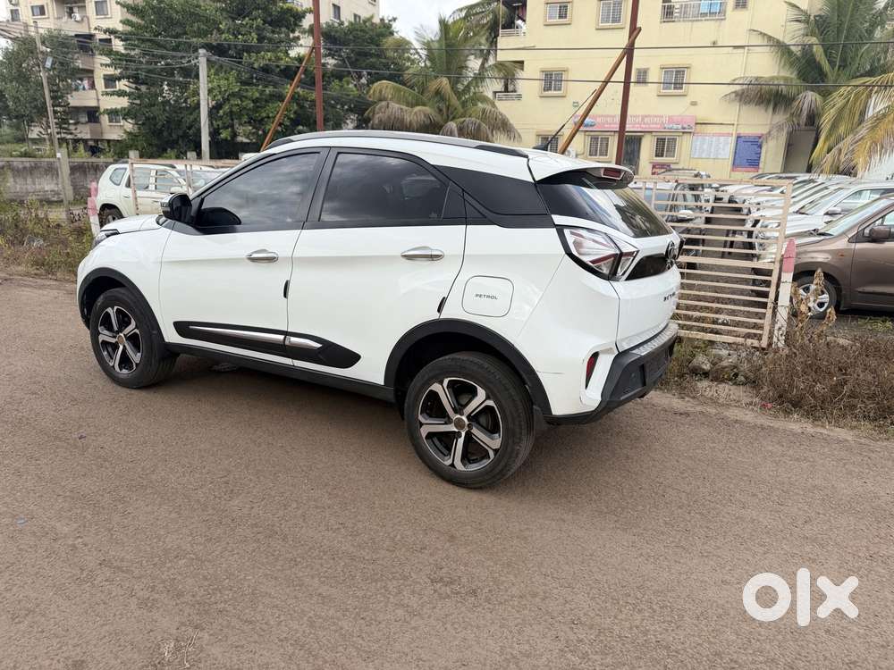 Tata Nexon Fearless Plus S 1.2 Revotron Petrol 6mt Dt, 2023, Petrol