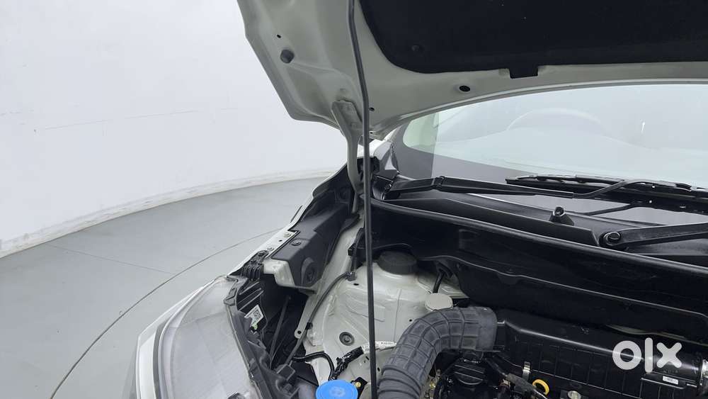 Maruti Suzuki Xl6 1.5 Alpha Mt, 2022, Petrol