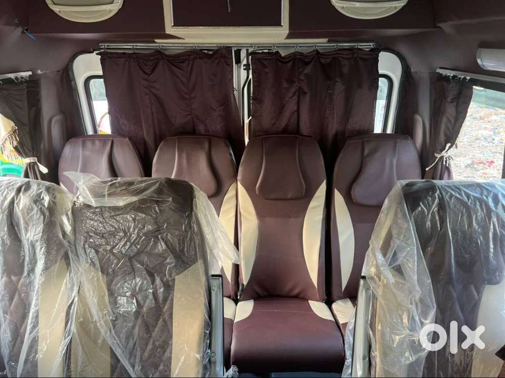 Force Motors Tempo Traveller 2022