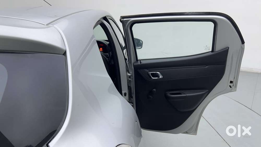 Renault Kwid 2019-ongoing 1.0 Rxt (o), 2019, Petrol