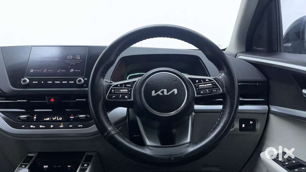 Kia Carens 1.4 Prestige Plus Turbo 7 Str, 2022, Petrol