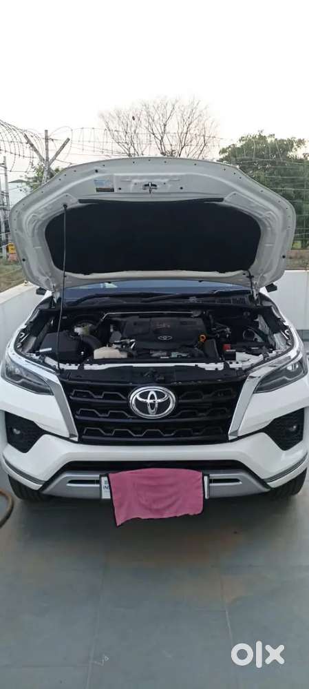 Toyota Fortuner Legender 2025