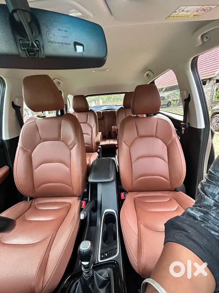 Mg Hector Plus 2011 Diesel 26000 Km Driven