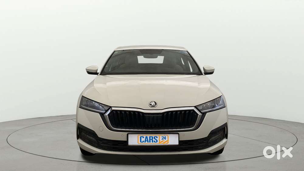 Skoda Octavia 2.0 Style Tsi At, 2022, Petrol