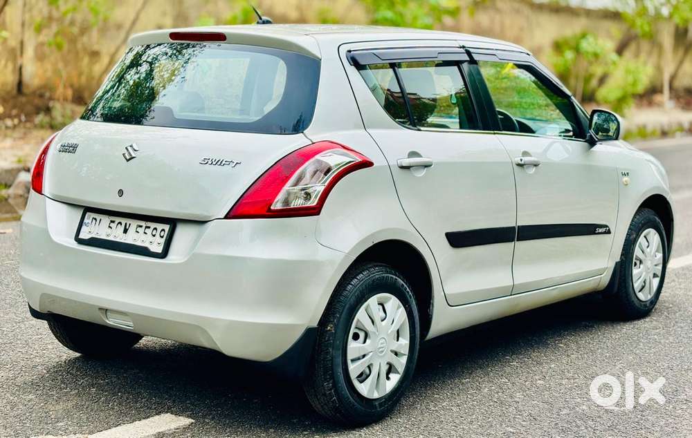Maruti Suzuki Swift 1.2 Lxi (o), 2017, Petrol