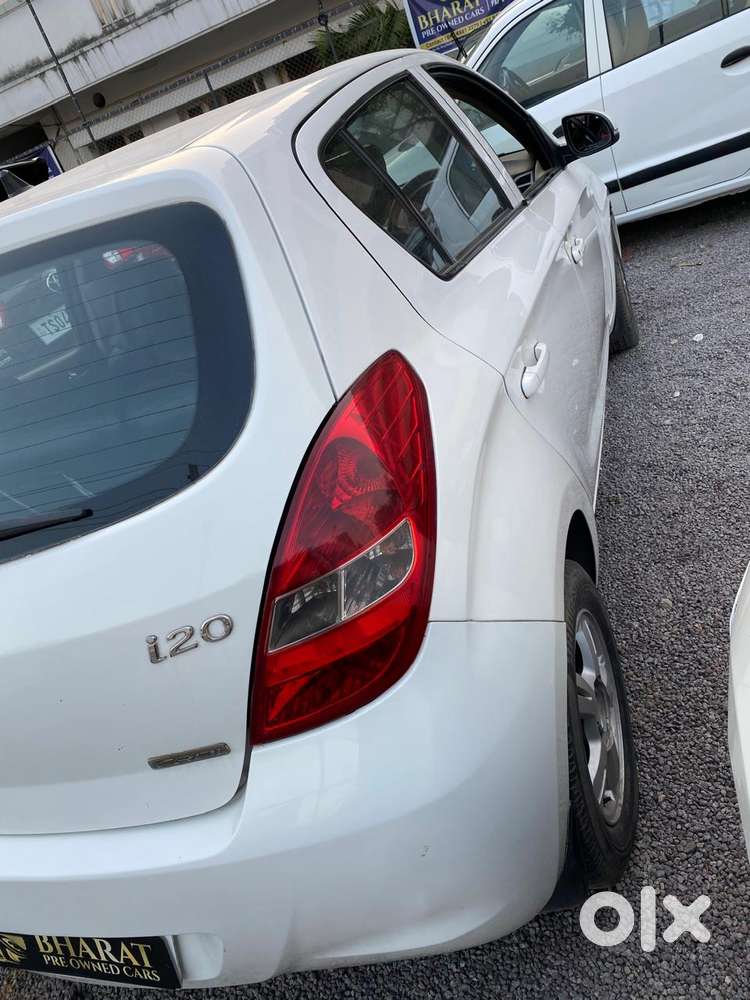 Hyundai I20 Asta 1.4 Crdi With Avn 6 Speed, 2012, Diesel