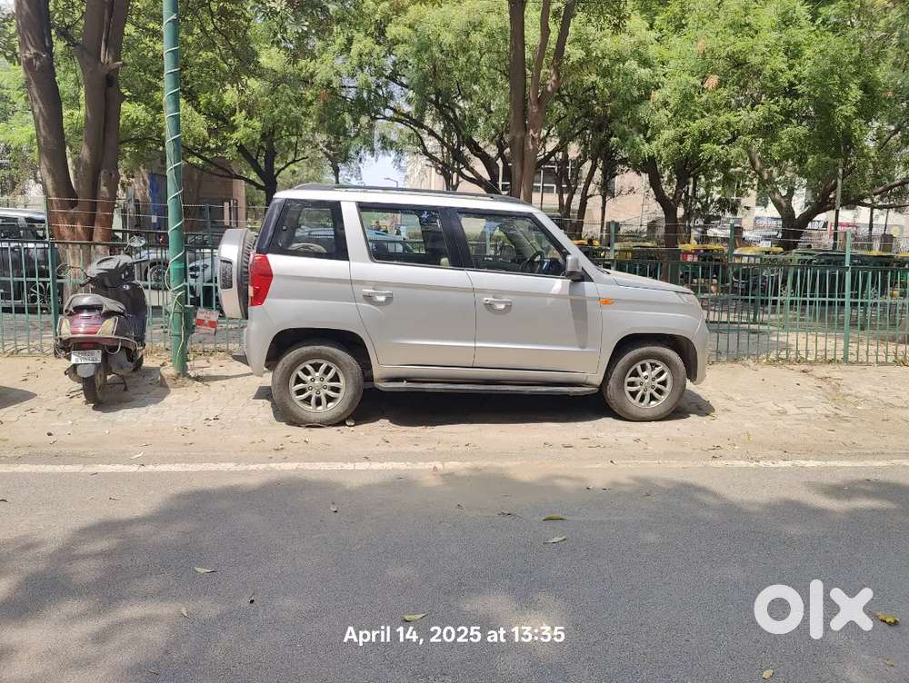 Mahindra Tuv 300 2017 Diesel 64000 Km Driven