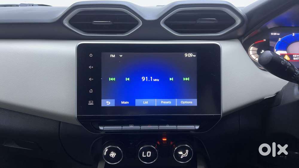 Nissan Magnite 1.0 Xv, 2024, Petrol