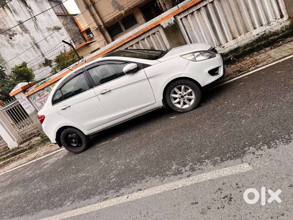 Tata Zest, 2014, Petrol