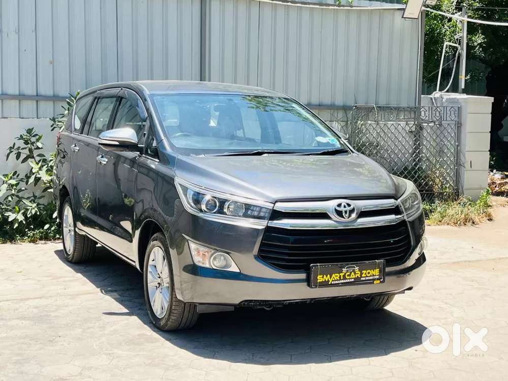 Toyota Innova Crysta 2.8 Zx At 7 Seater, 2016, Diesel