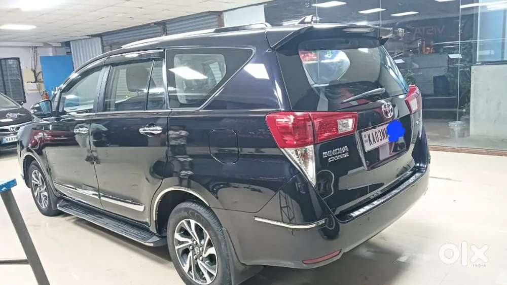 Toyota Innova Crysta 2021 Diesel Well Maintained
