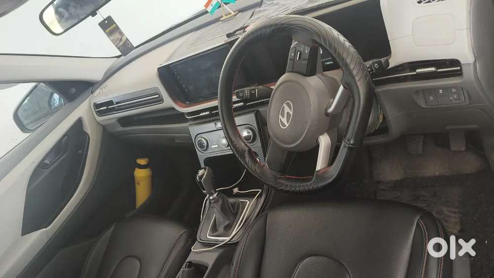 Creta Base Model Ontable Car