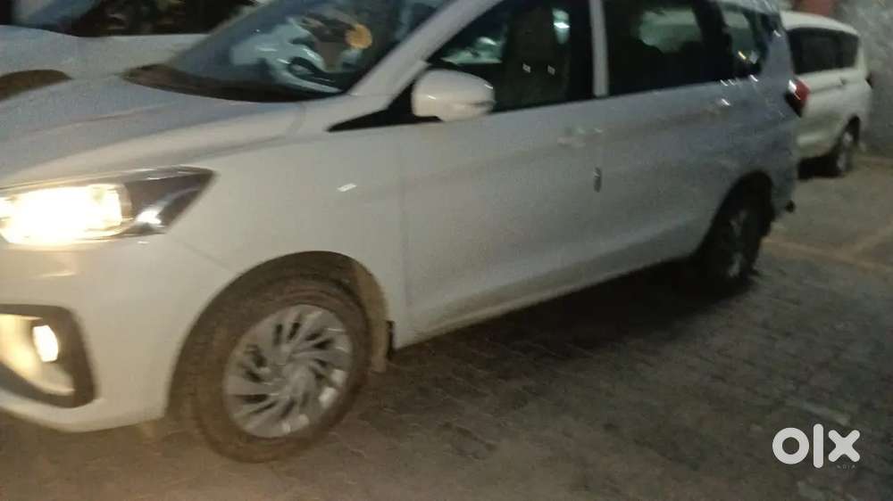 Maruti Suzuki Ertiga Vxi Cng 2026