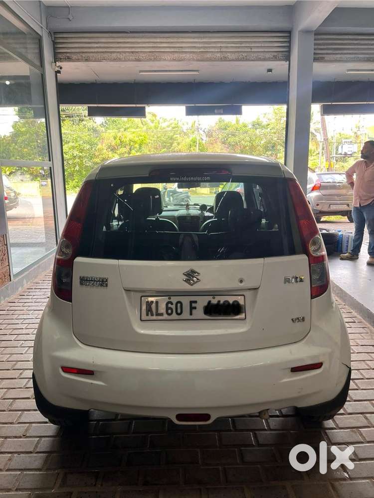 Maruti Suzuki Ritz Vxi, 2013, Petrol