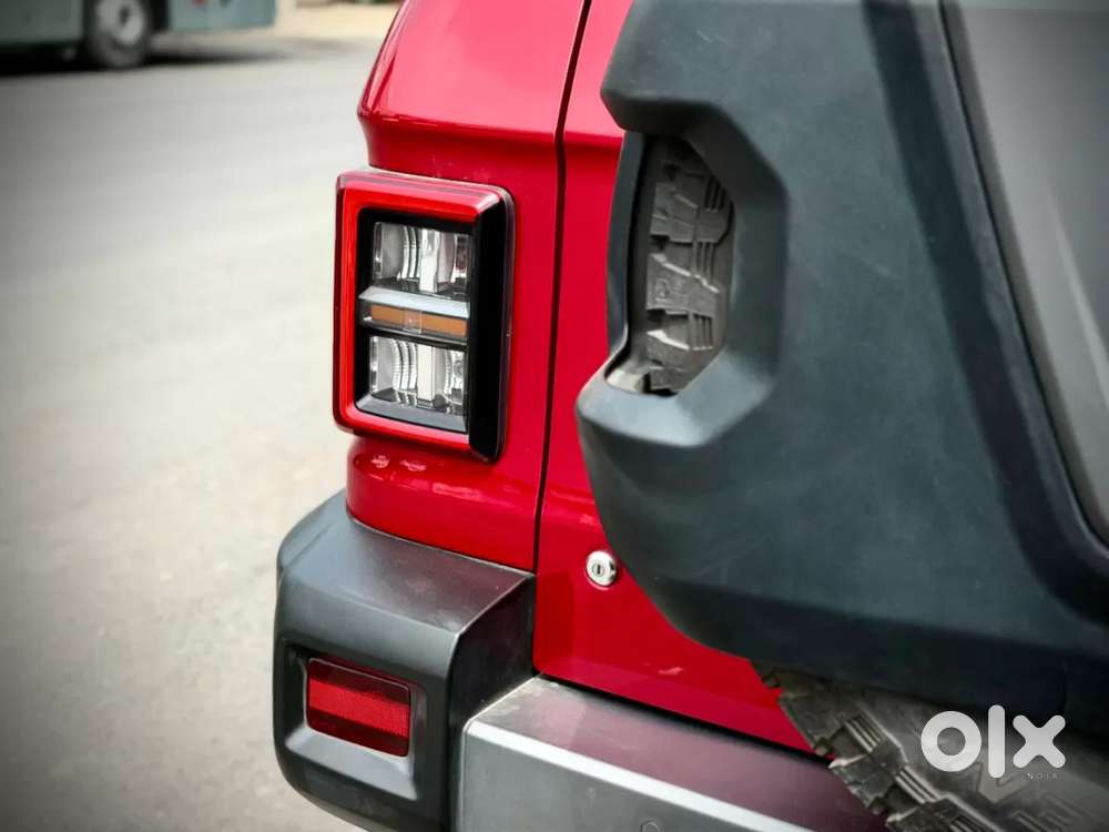 Mahindra Thar Roxx, 2025, Petrol