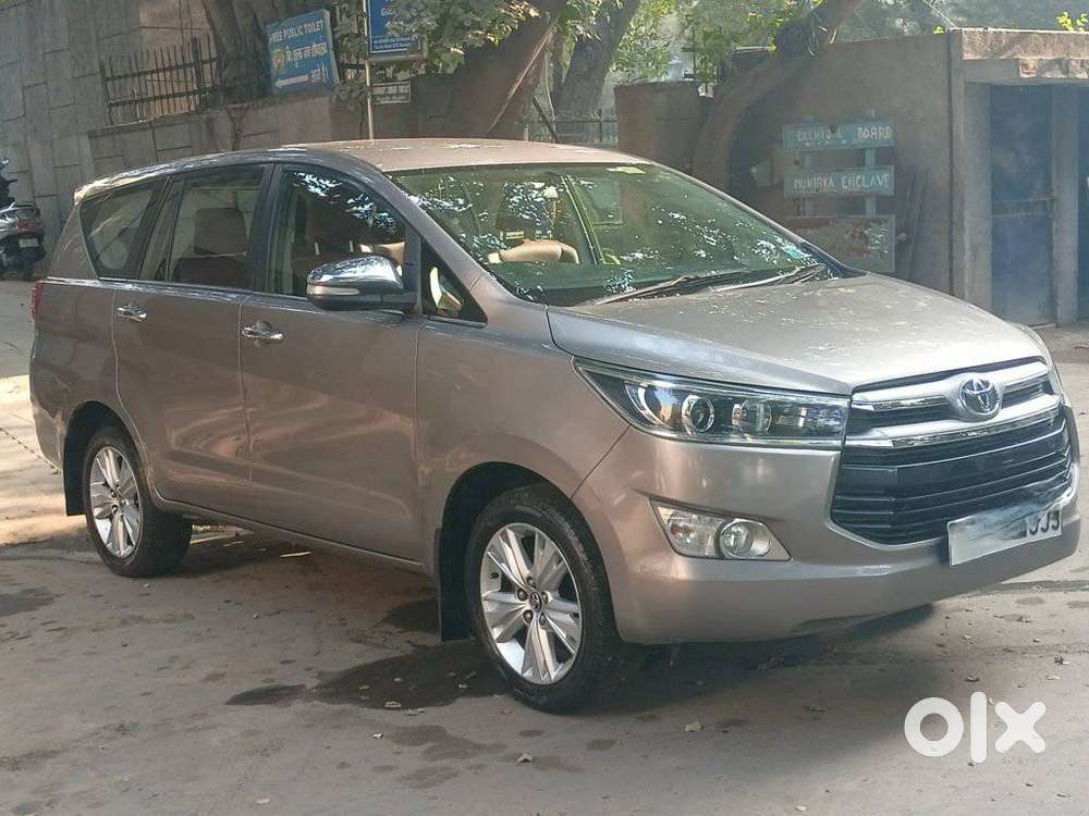 Toyota Innova Crysta 2.7 Zx At, 2016, Petrol