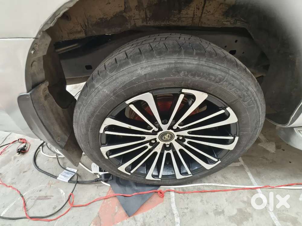 Toyota Innova Crysta 2.4 V 2024