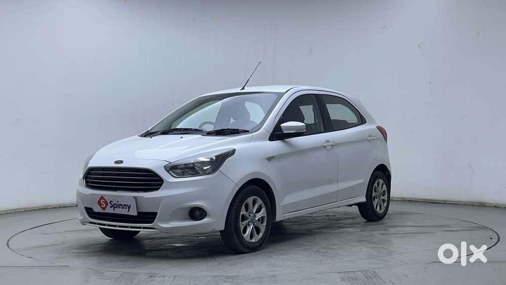 Ford Figo 1.5p Titanium At, 2015, Petrol
