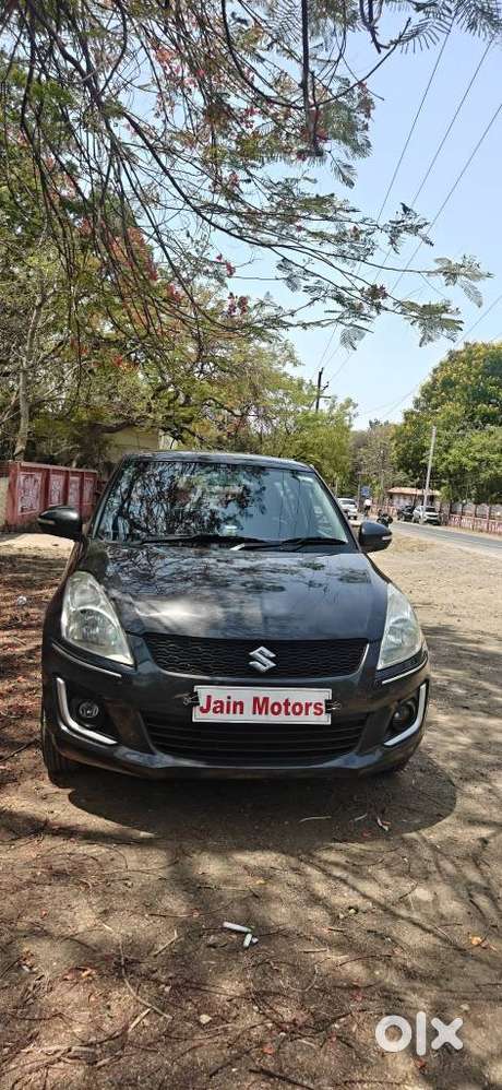 Maruti Suzuki Swift Vxi + Manual, 2016, Petrol