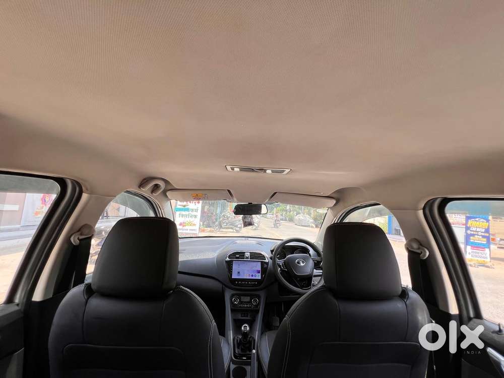 Tata Tigor Xza, 2018, Petrol
